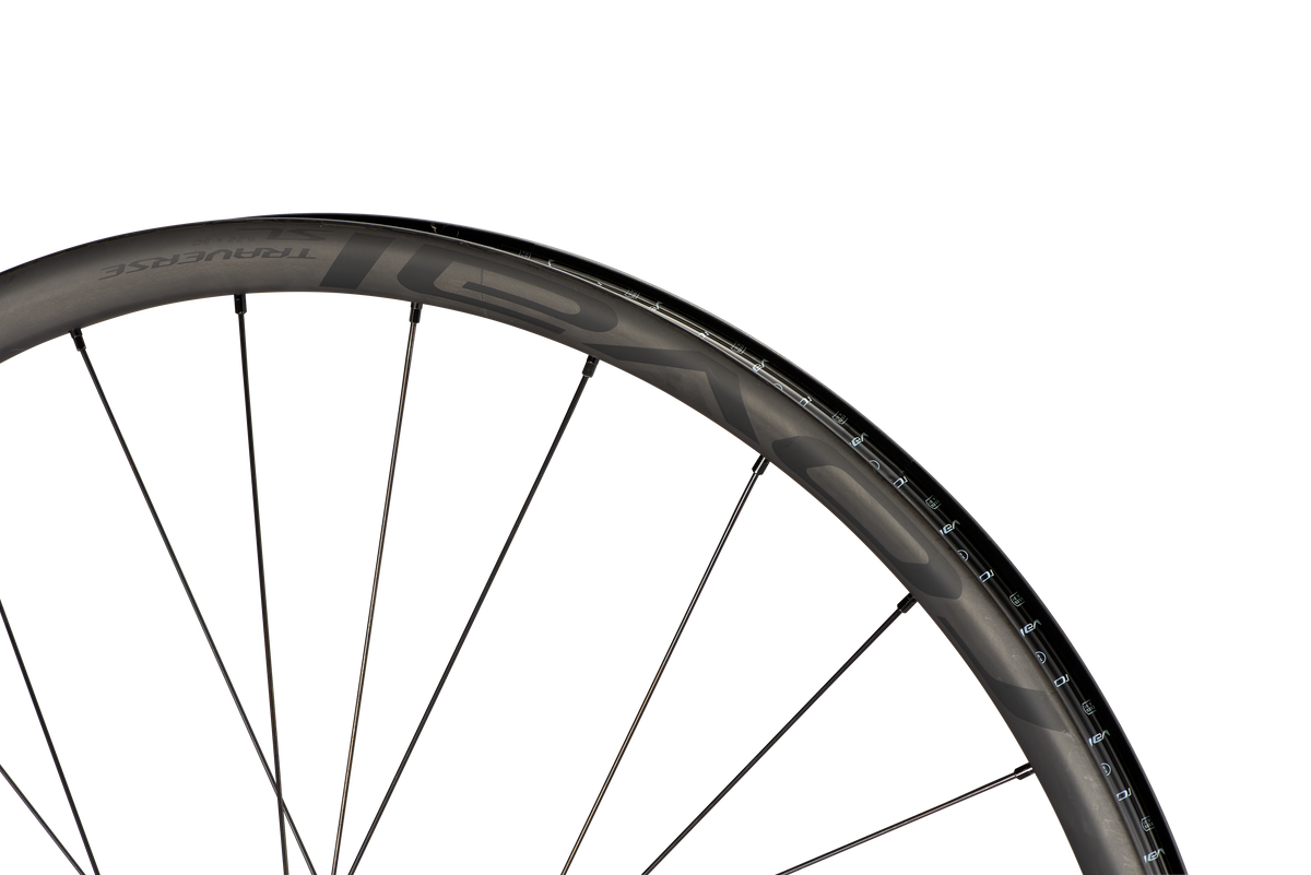 Specialized MOUNTAIN Carbon/Black / 27.5" Traverse SL 27.5 6 Bolt - Front