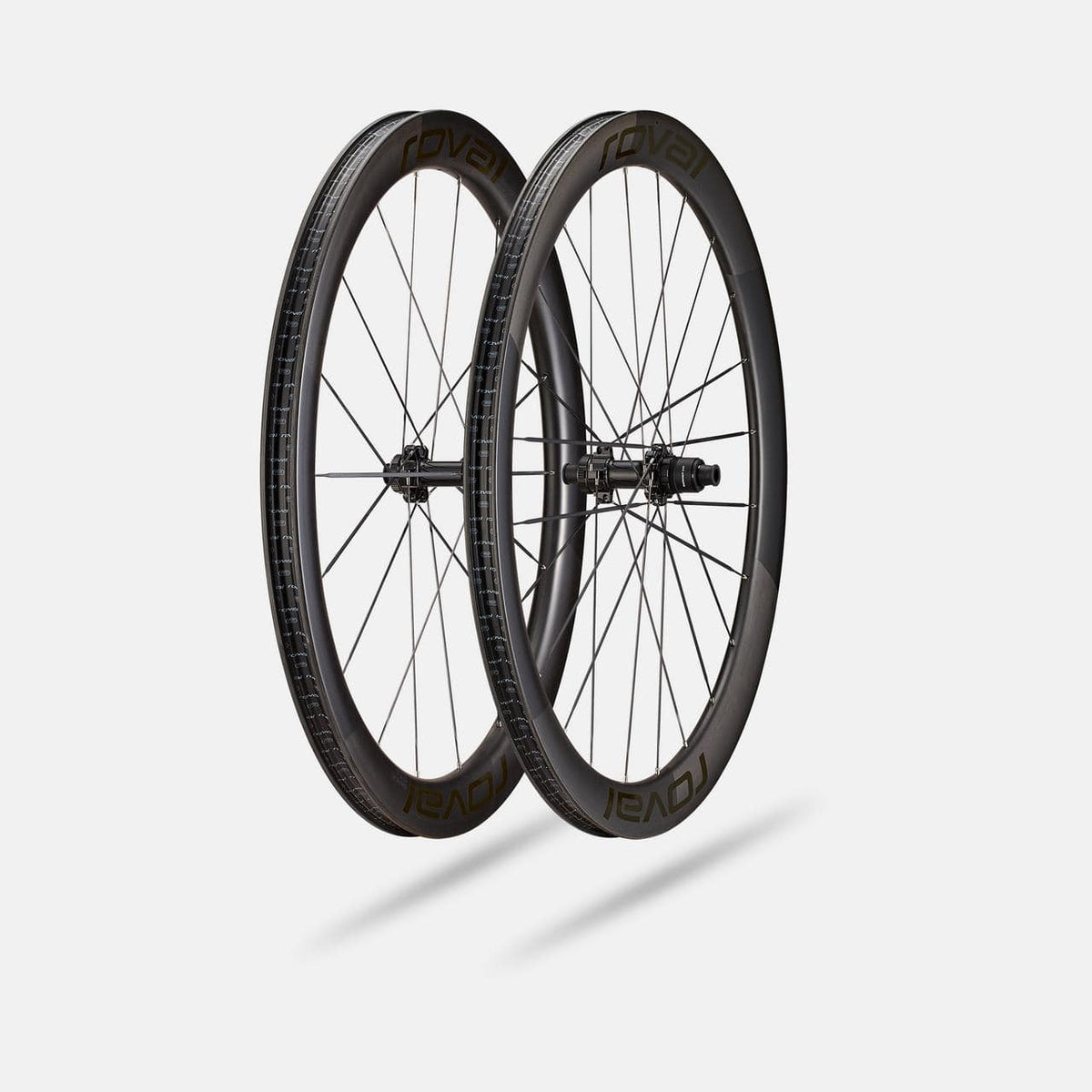 Specialized ROAD Satin Carbon/Gloss Black / 700c Front Roval Rapide CLX III