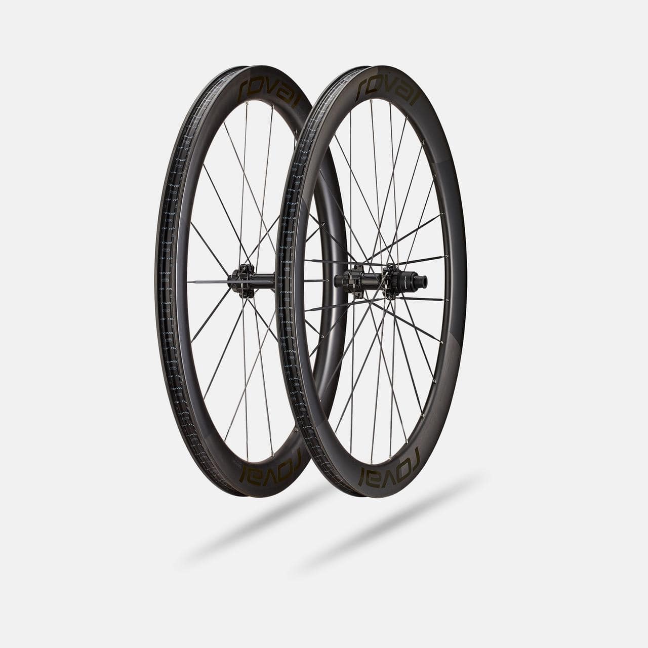 Specialized ROAD Satin Carbon/Gloss Black / 700c Front Roval Rapide CLX III