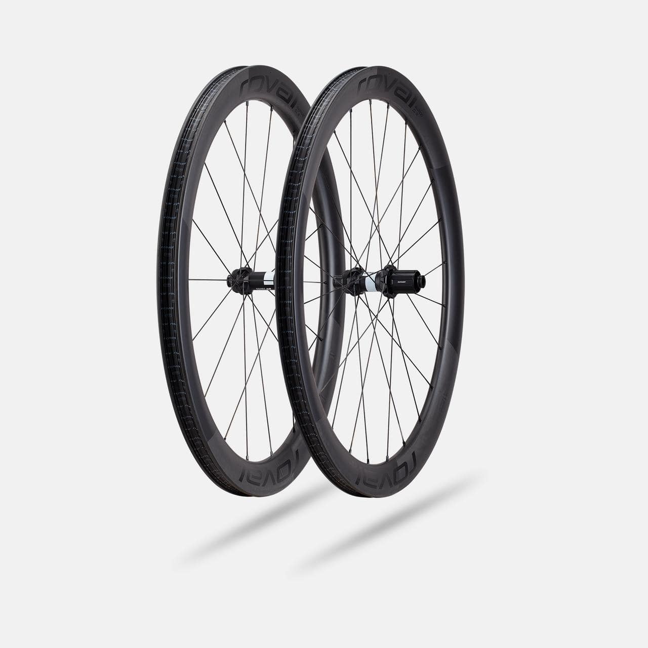 Specialized ROAD Satin Carbon/Satin Black / 700c Front Roval Rapide CL III