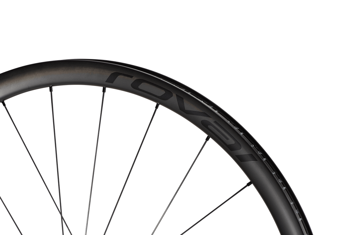 Specialized ROAD Satin Carbon/Satin Black / 700c Roval Terra C Wheelset